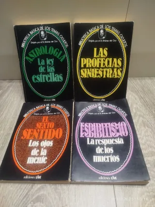 Libros antiguos sobre ciencias ocultas