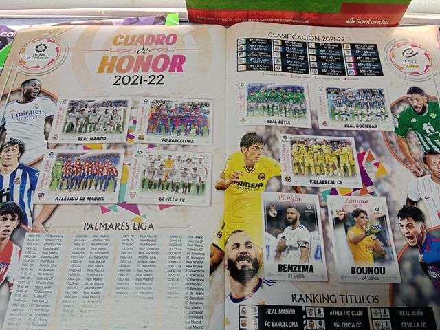 Álbum de cromos de futbol, Futbol Liga 2022-23. casi Completo. Panini ( faltan 4 cromos)