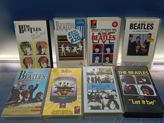 8 vhs, VIDEO, THE BEATLES - live - magical mystery tour - on the road y mas