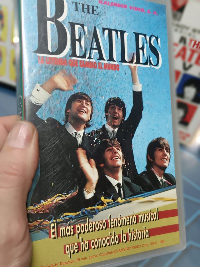 8 vhs, VIDEO, THE BEATLES - live - magical mystery tour - on the road y mas