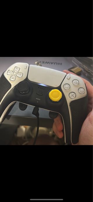 Mando PS5 BURN CONTROLLERS