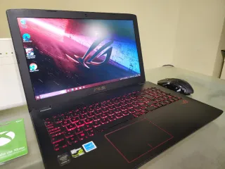 Portátil ASUS Gaming core i7, 8gb, prefecto estado