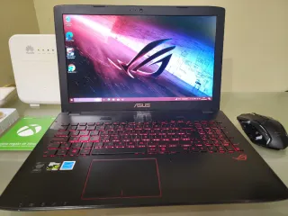 Portátil ASUS Gaming core i7, 8gb, prefecto estado