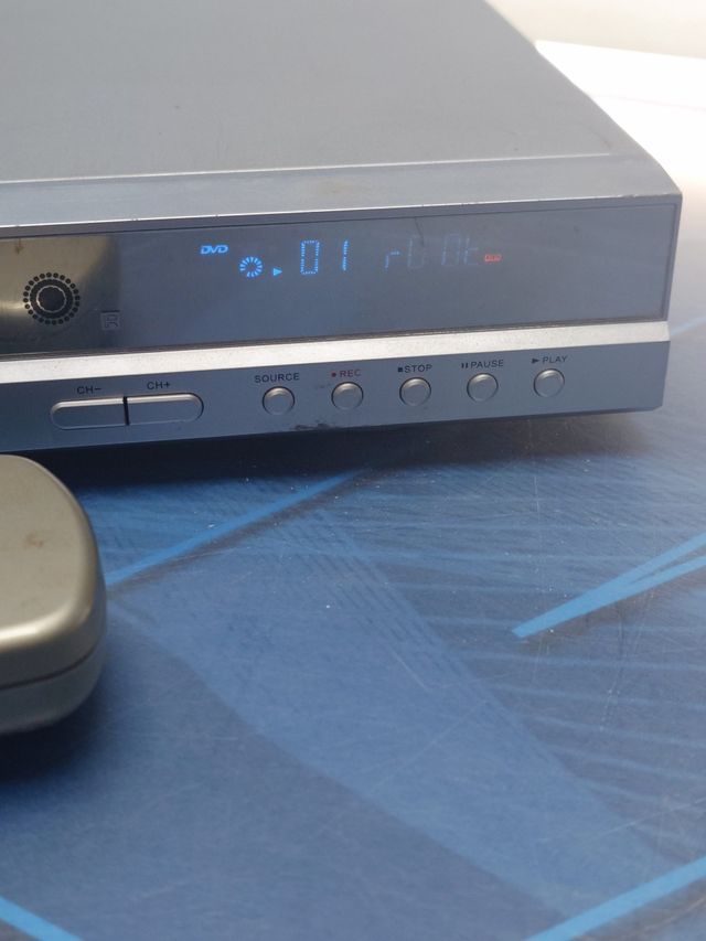 Reproductor grabador DVD Woxter vdr 1000, buen estado