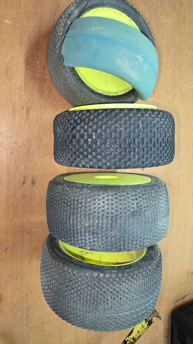 Ruedas xl RC 1/8 1/7 Circuito