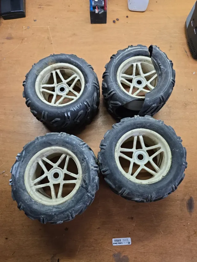 Ruedas RC 4x4 Grandes (Juego de 4)