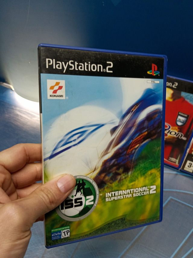 videojuegos Playstation 2 La Saga- Pro evolution Soccer 2, 3 y 4 + international superstar Soccer 2