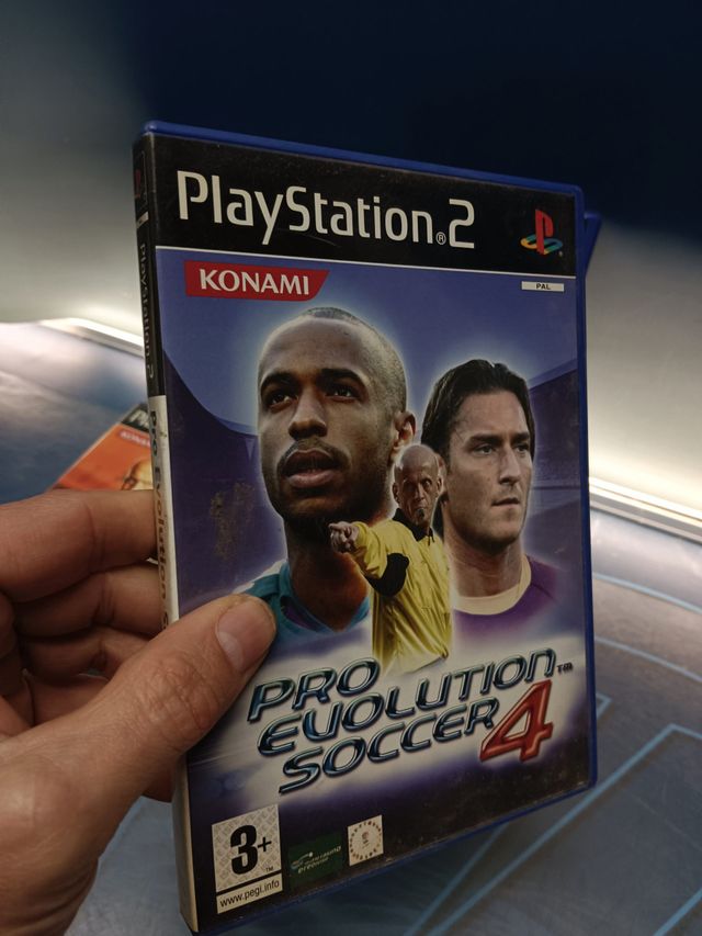 videojuegos Playstation 2 La Saga- Pro evolution Soccer 2, 3 y 4 + international superstar Soccer 2