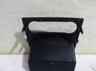 Guantera a1696800239 mercedes-benz clase a 143038