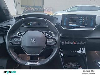 Peugeot 2008 BlueHDI 130 S&S EAT8 GT