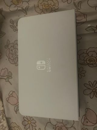 Nintendo Switch OLED bianco