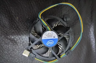 CPU e ventola Intel