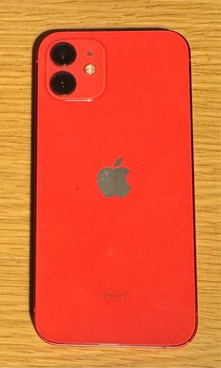 iPhone 12 rosso