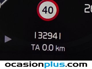 Volvo XC40 T3 Momentum 115 kW (156 CV)