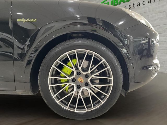 PORSCHE Cayenne Coupé Cayenne Coupé E-Hybrid Platinum Edition todoterreno 340kW 5P automática