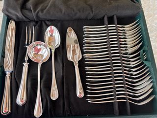 Christofle Spatours lotto 84 posate +5