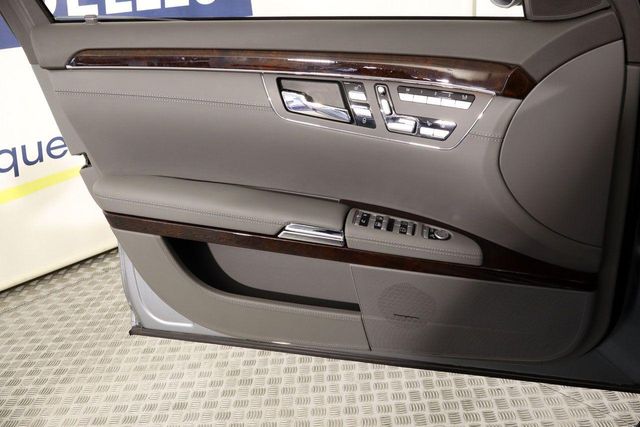 Mercedes Benz Clase S Mercedes S 600 L V12 517cv IMPECABLE