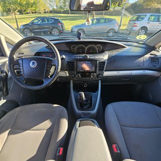 SSANGYONG Rodius 270Xdi