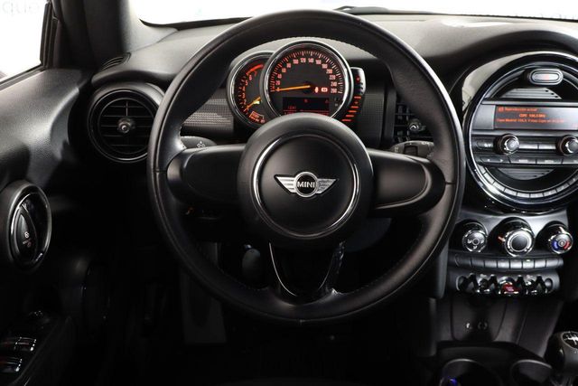 Mini Cooper Cabrio 136cv