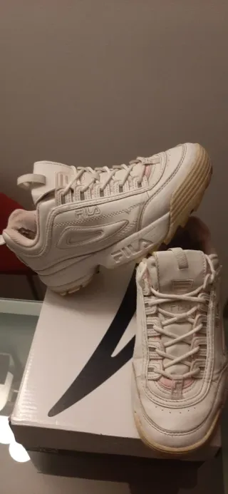 Zapatillas Fila Disruptor Blancas y Rosas