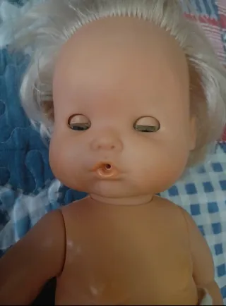Muñeca besito  antigua con ropa de oso 1989 famosa