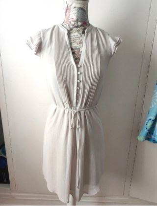 Vestido H&M Beige