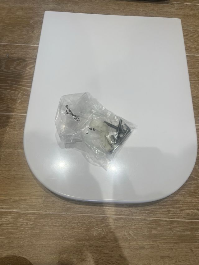 Tapa Inodoro Roca The Gap / Compact