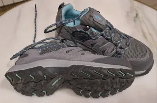 Botas de trekking Columbia grises y azules