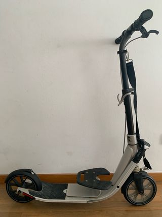 Patinete manual para adultos marca Oxelo Decathlon