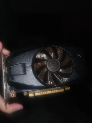Tarjeta Gráfica Nvidia GTX 1050 Ti
