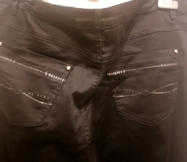 Pantalón elástico negro