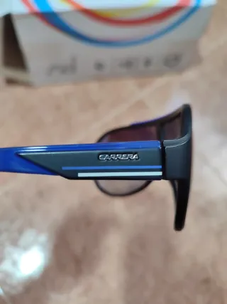 Gafas de sol Carrera negras