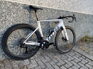 Bici da corsa Factor Monza Dura Ace 12v