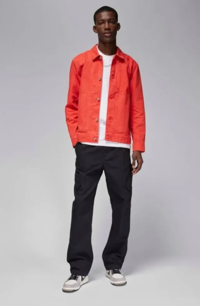 Chaqueta Nike Jordan Essential Statement Chicago.