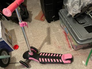 Patinete infantil 3 ruedas rosa y negro
