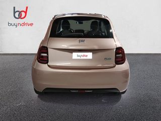 Fiat 500e 320km 118cv Auto. Icon