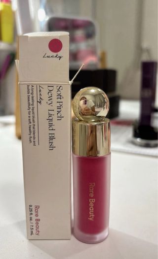 Rare Beauty Soft Pinch Colorete Líquido Lucky