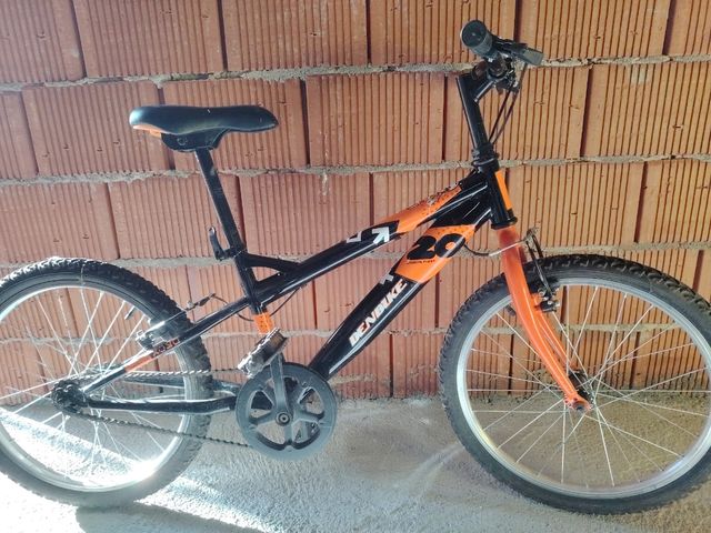 Bicicleta BMX 20 Naranja y Negra