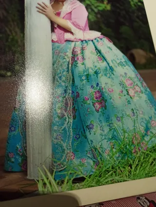 Traje de Fallera Turquesa y Rosa