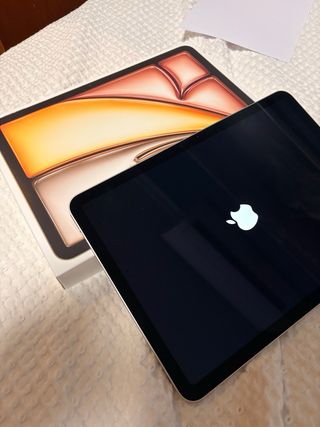 Apple iPad Air 11