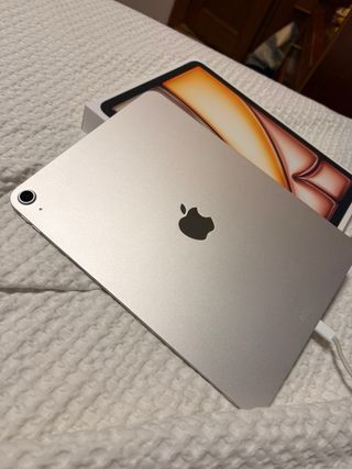 Apple iPad Air 11