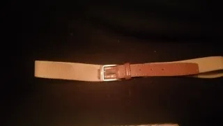 Cinturón de tela y piel