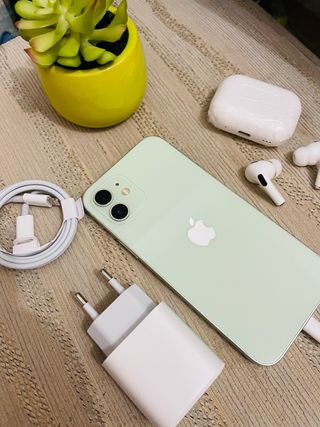 Batteria impeccabile per iPhone 12 da 128 GB al 100% + regali
 