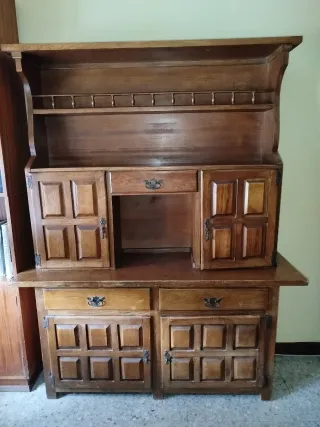 Alacena antigua de madera venir a recoger