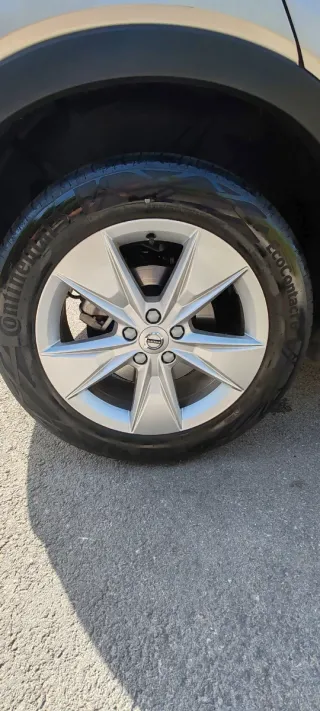 Llantas y Neumáticos Volvo XC40