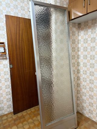 Puerta aluminio y cristal 65x206cm