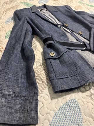 Blazer mujer vaquera azul. 