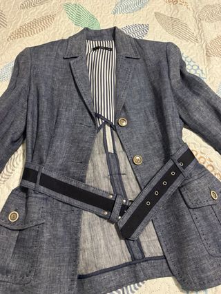Blazer mujer vaquera azul. 