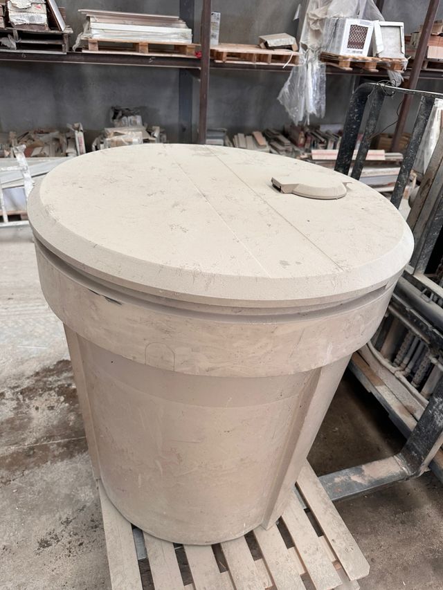 Depósito de agua grande 700l pvc