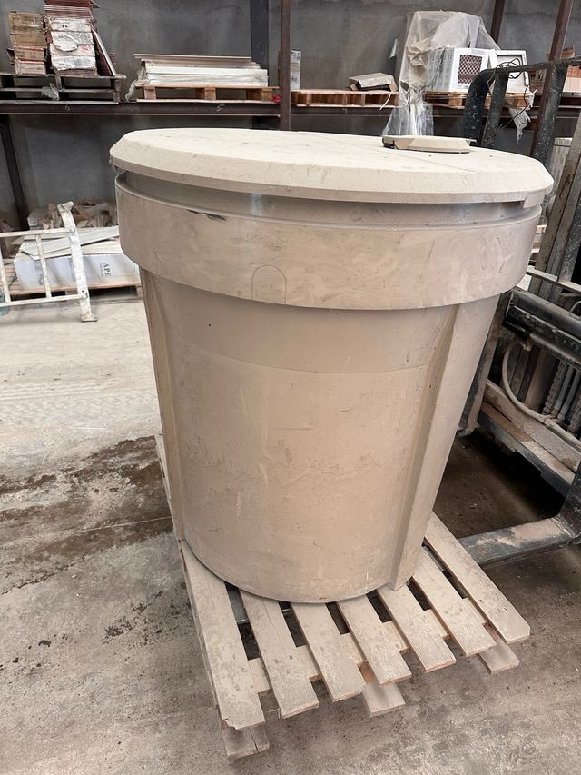 Depósito de agua grande 700l pvc